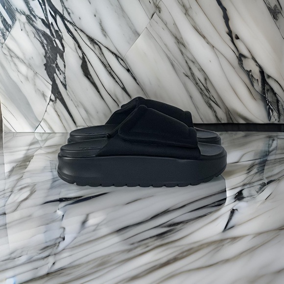 Zara Quilted Slides - Picture 14 of 15